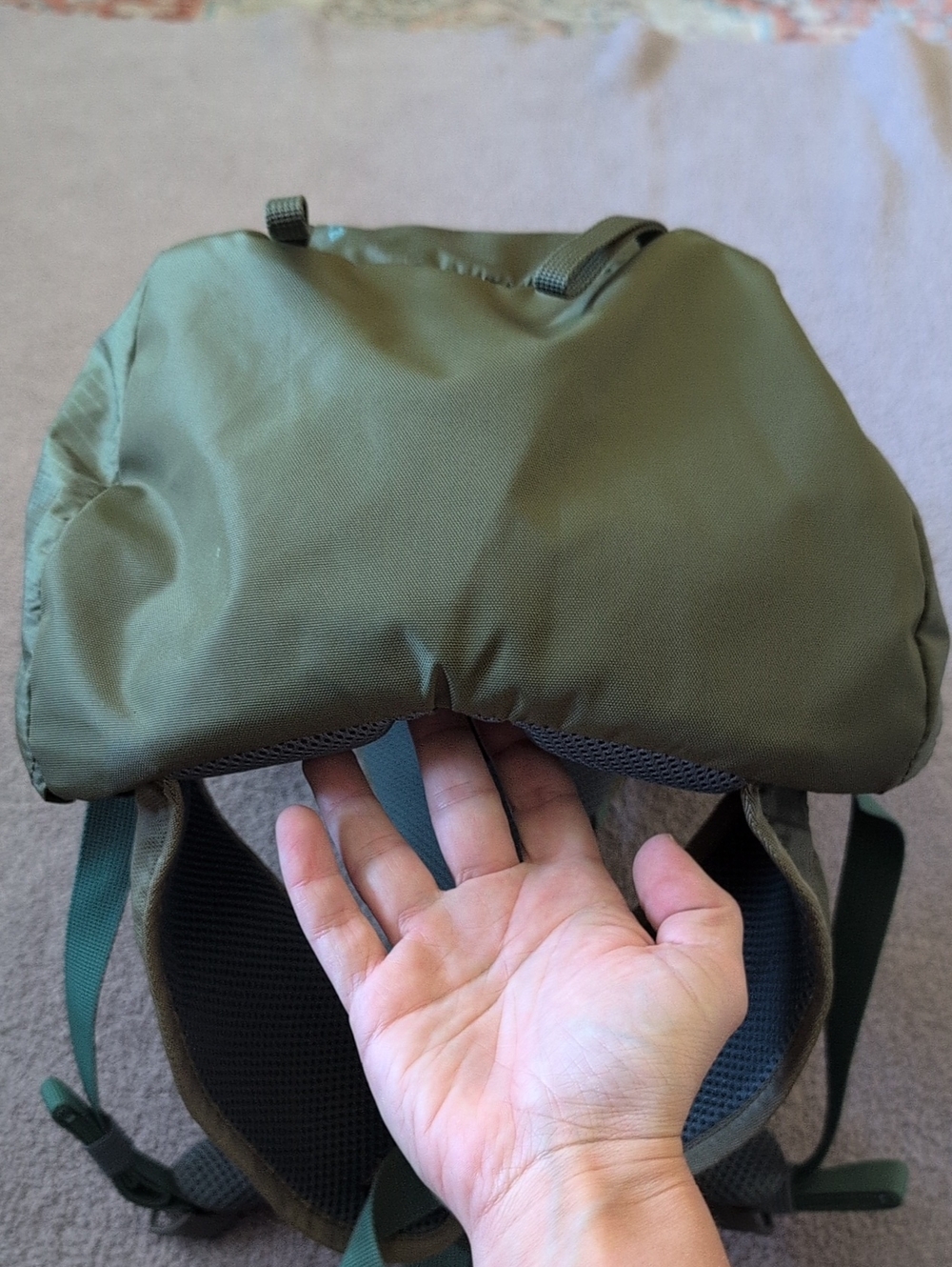 CamelBak Olive Green Helena 20 Backpack - Picture 6 of 10